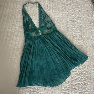 Victoria Secret Turqouise Babydoll Intimates Size Medium